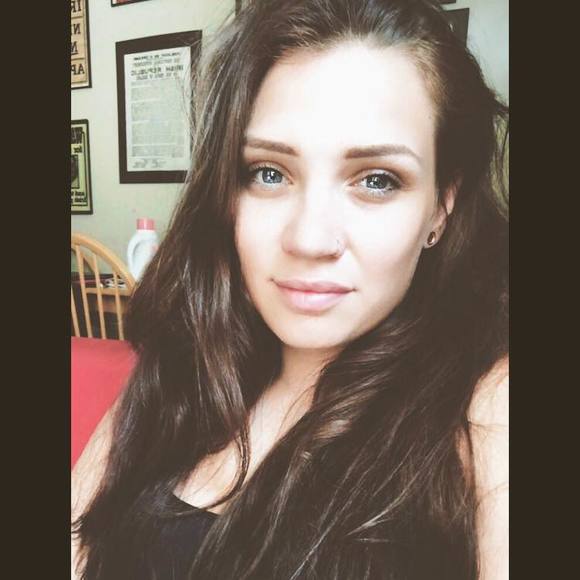 amelia_malone